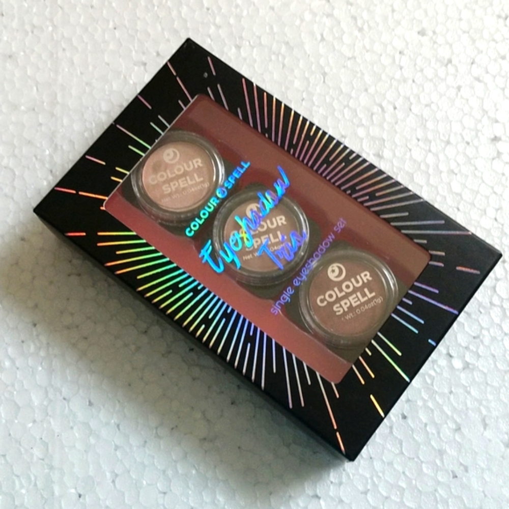 FREE with BUNDLE Purchase 🆕 EyeShadow Trio by Colour Spell 3 Shades of Brown